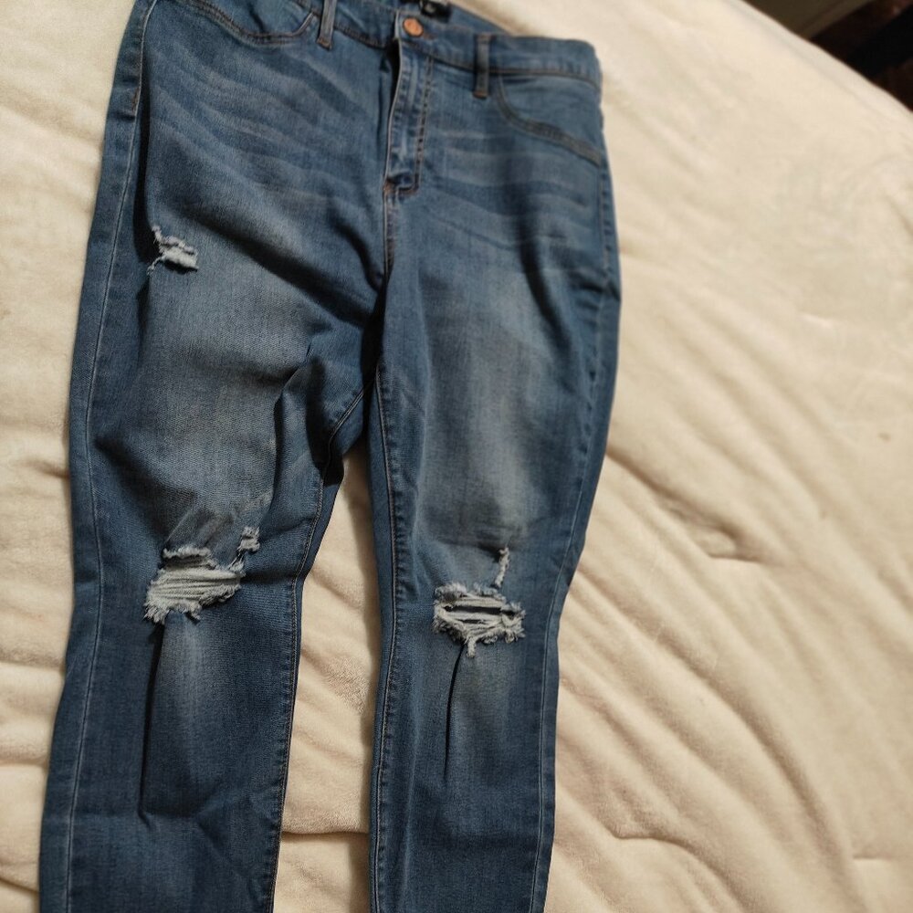 Fashion Nova Blue Jeans Size 14